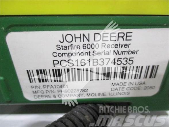 John Deere STARFIRE Diger