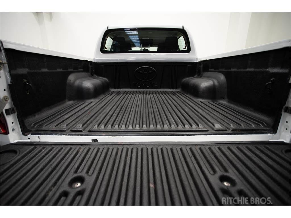 Toyota Hilux Cabina Doble GX Panel vanlar