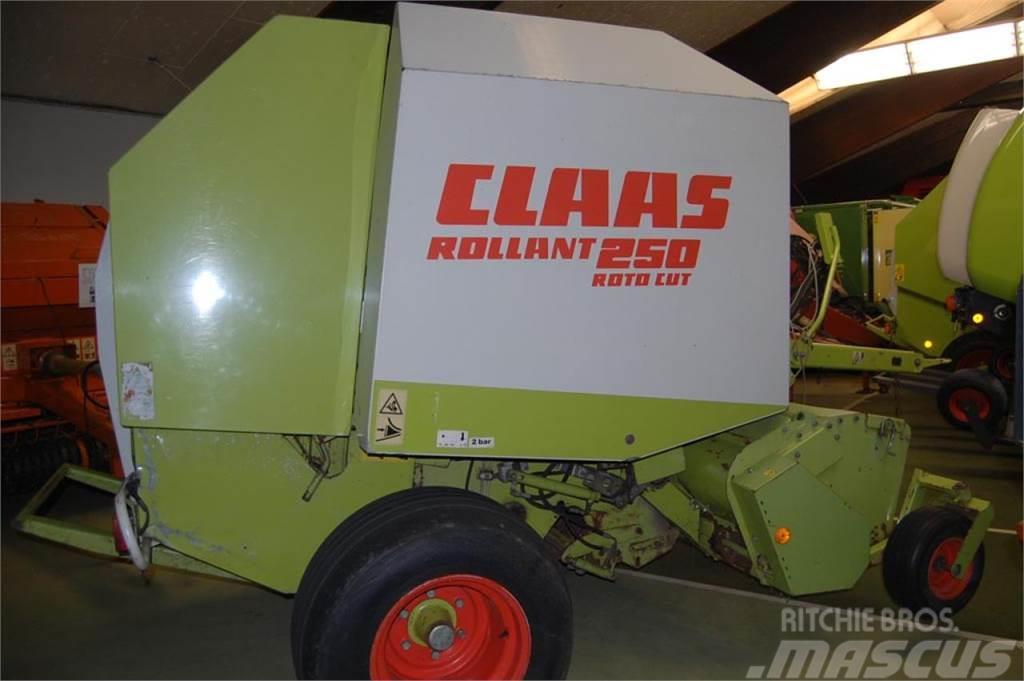 CLAAS Rollant 250 RC Rulo balya makinalari