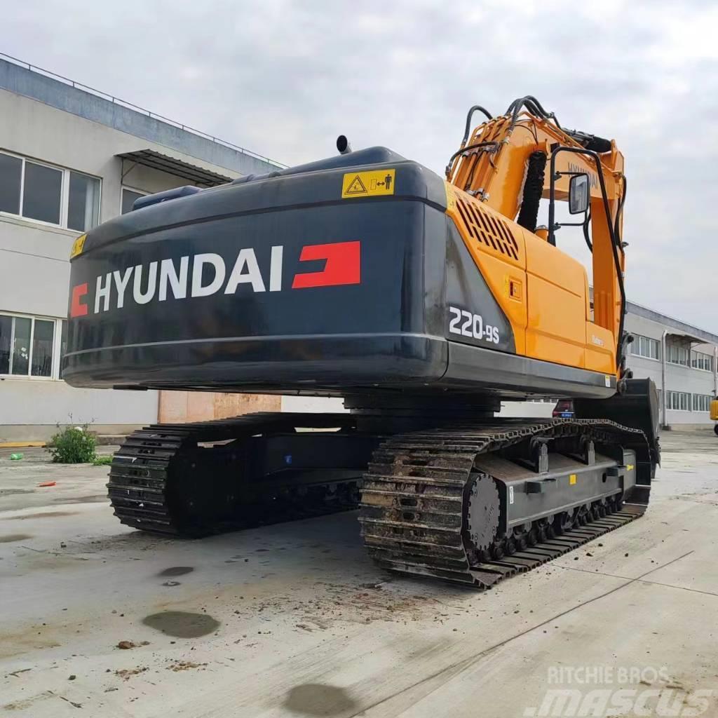 Hyundai ROBEX 220LC-9S Crawler excavators
