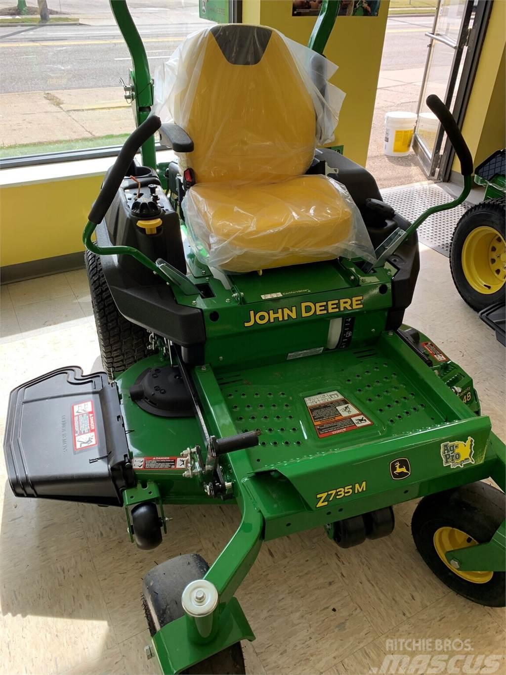 John Deere Z735M Sıfır dönüşlü çim biçme makineleri