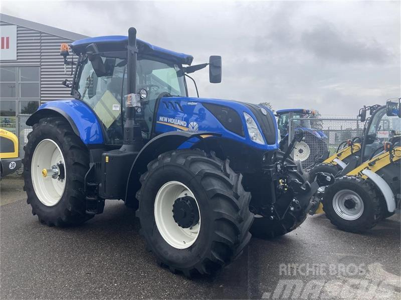 New Holland T7.230AC Stage V Front lift og PTO Tractors