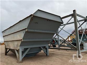  3 bin feeder with 17ft stand