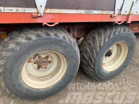 KMA Tippvagn Grain / Silage Trailers
