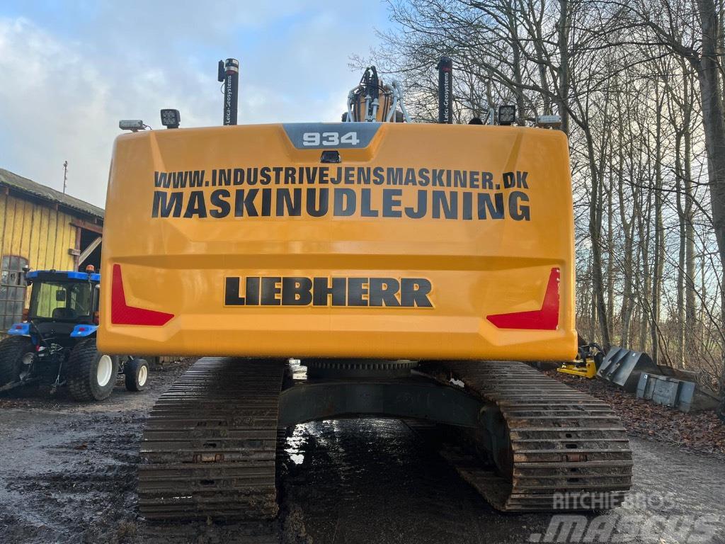 Liebherr R934 G8 Crawler excavators