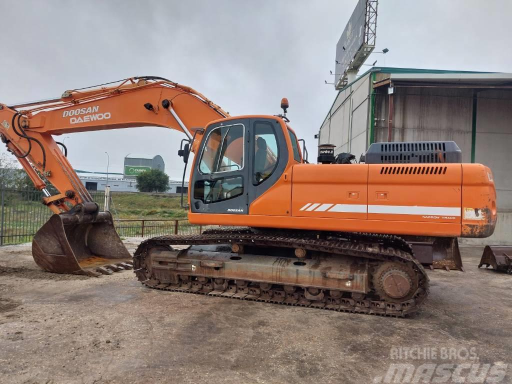 Doosan DX 340 LC Crawler excavators