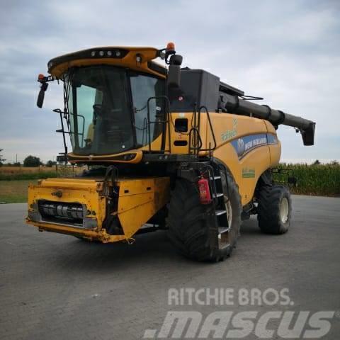 New Holland CR 9.90 Combine harvesters