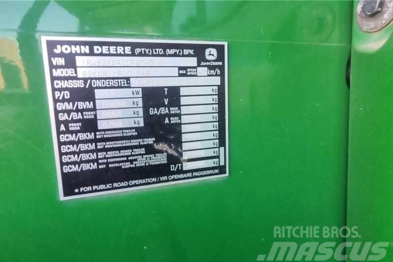 John Deere 8260R Tractors