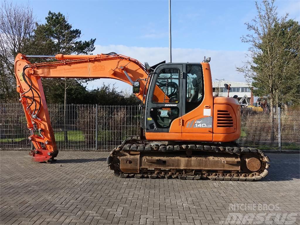 Doosan DX140LCR Crawler excavators