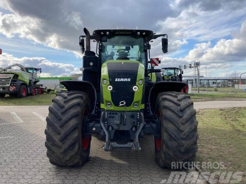 CLAAS AXION 930 stage IV MR Tractors