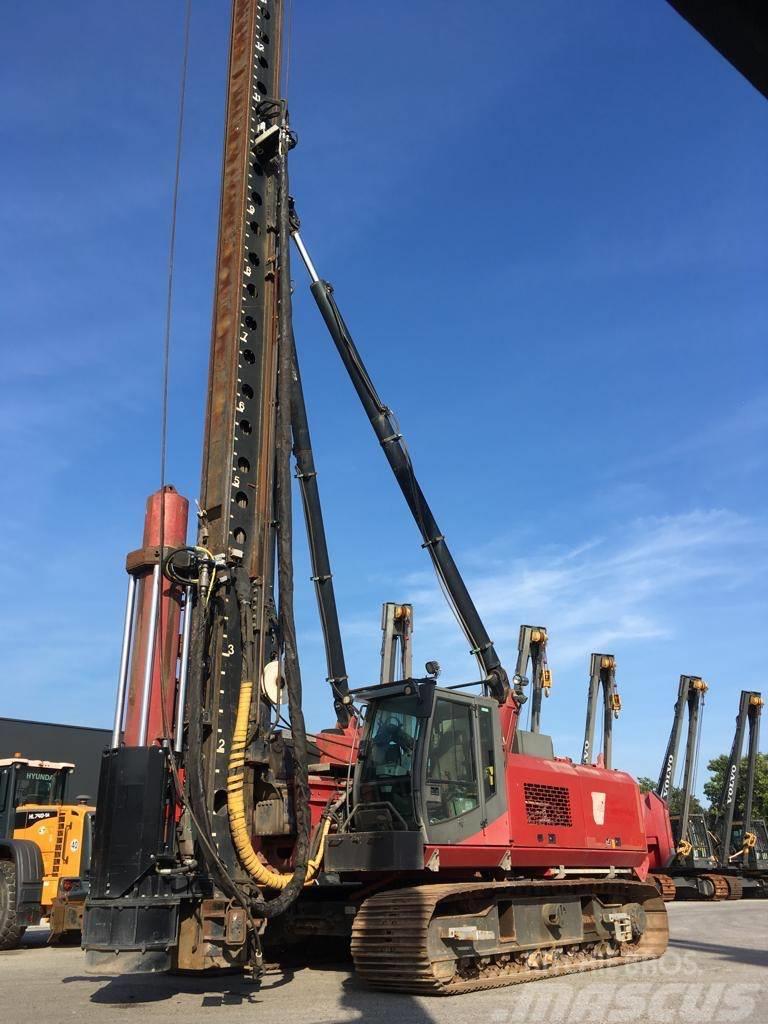 Sennebogen SR40T Piling rigs