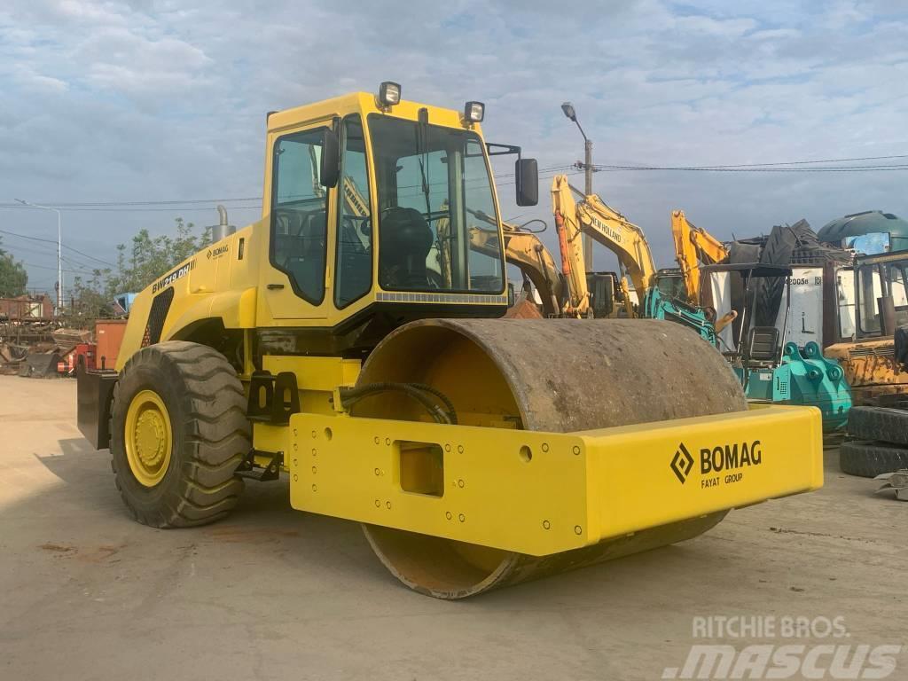 Bomag Shantui BW219DH Single drum rollers