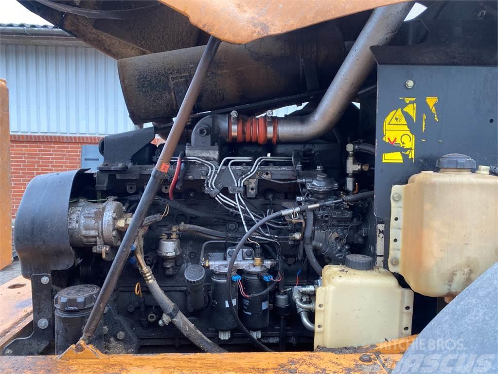 New Holland 688TA/M2 (gangbar) Engines