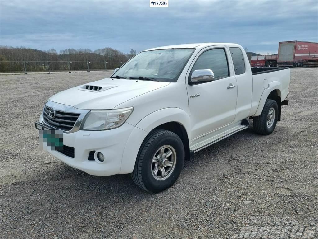 Toyota Hilux 4x4 Manual transmission. Summer and winter w Panel vans