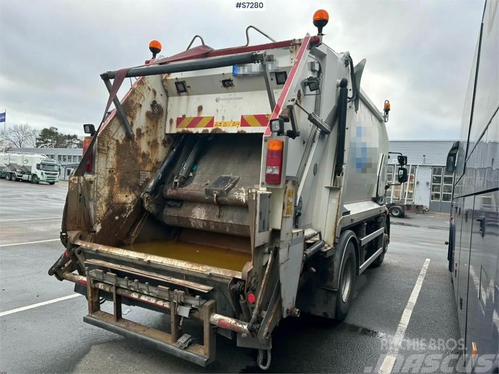 Volvo FL 4*2 Garbage Truck with rear loader Waste trucks