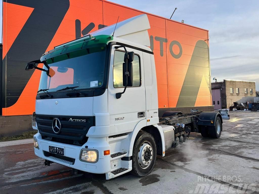 Mercedes-Benz Actros 1832 4x2 FOR SALE AS CHASSIS ! / CHASSIS L= Chassis Cab trucks