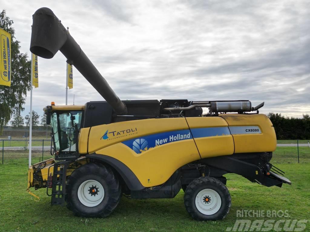 New Holland CX 8080 Combine harvesters
