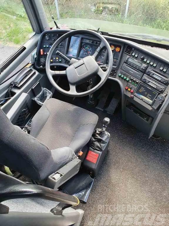 Volvo 9700H CARRUS B12B Coaches