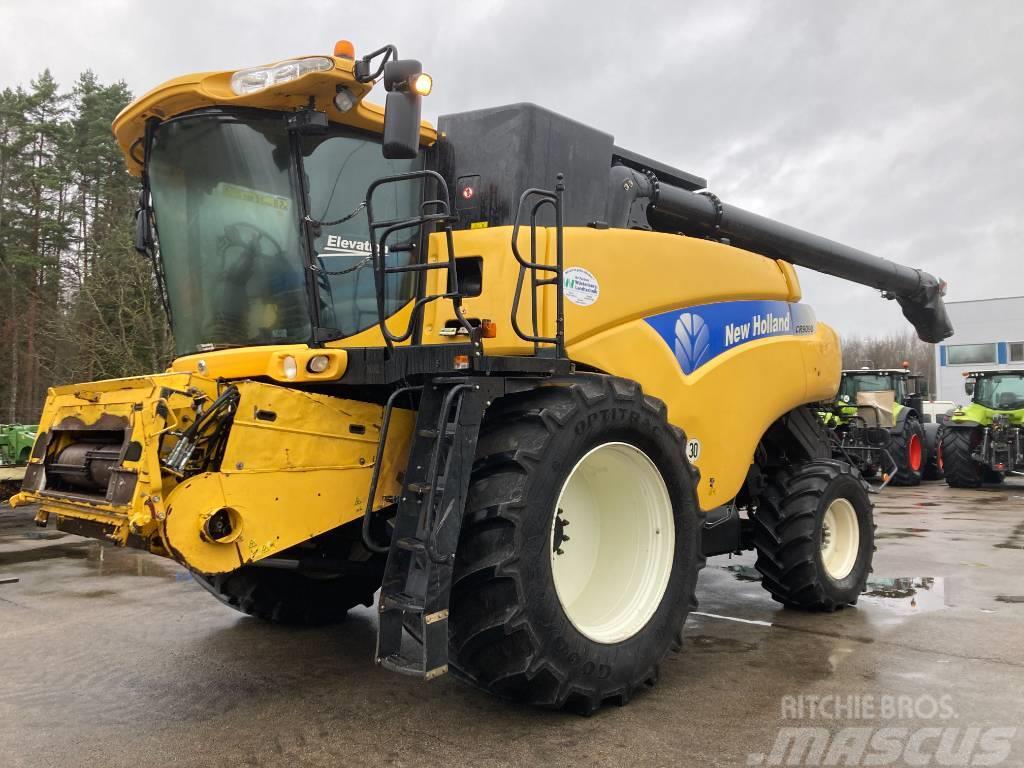 New Holland CR 9090 Elevation Combine harvesters