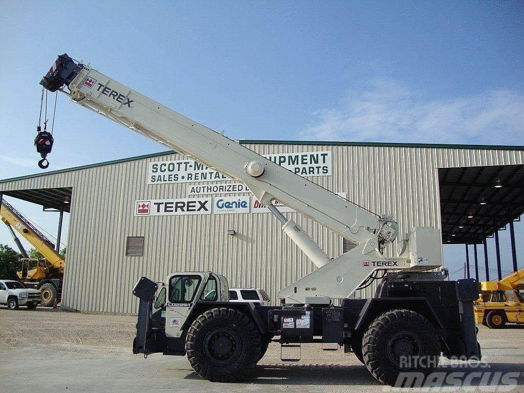 Terex CD225 Rough terrain cranes