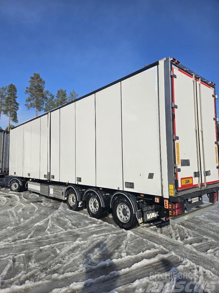 VAK 5 akselinen sivuaukeava Temperature controlled trailers