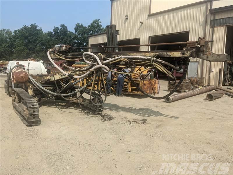 Ingersoll Rand 350 Drill Rig - Crawler Surface drill rigs