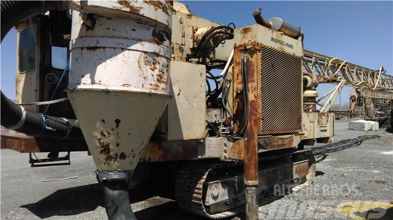 Ingersoll Rand DM25 SP Drill Rig - Crawler Surface drill rigs