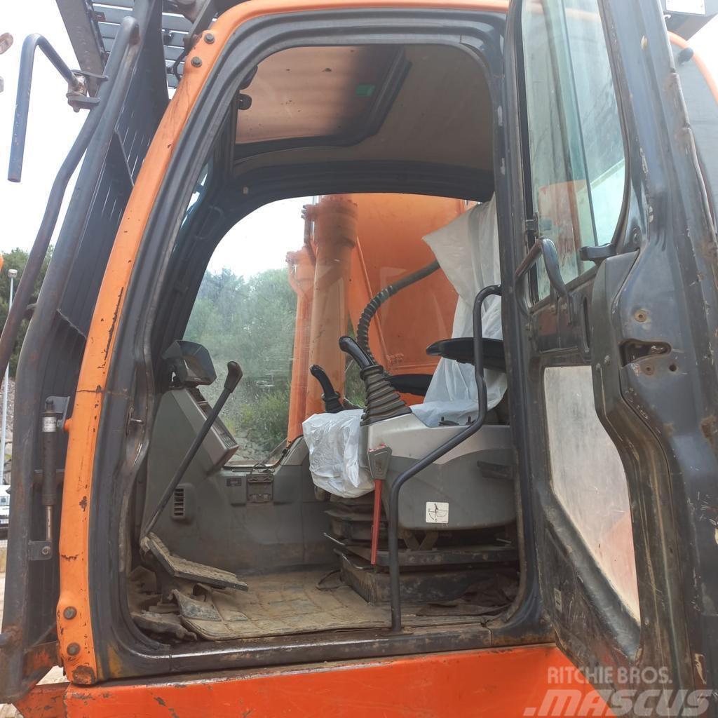 Doosan DX 225 NLC Crawler excavators