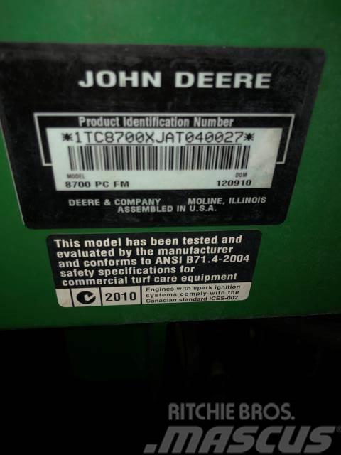 John Deere 8700 Fairway mowers