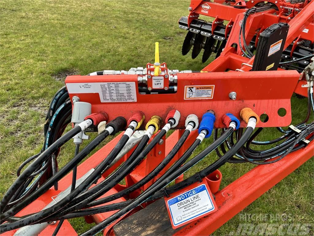 Kuhn Krause 8055-30 Other tillage machines and accessories