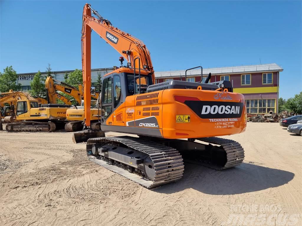 Doosan DX 225LC-5 Crawler excavators