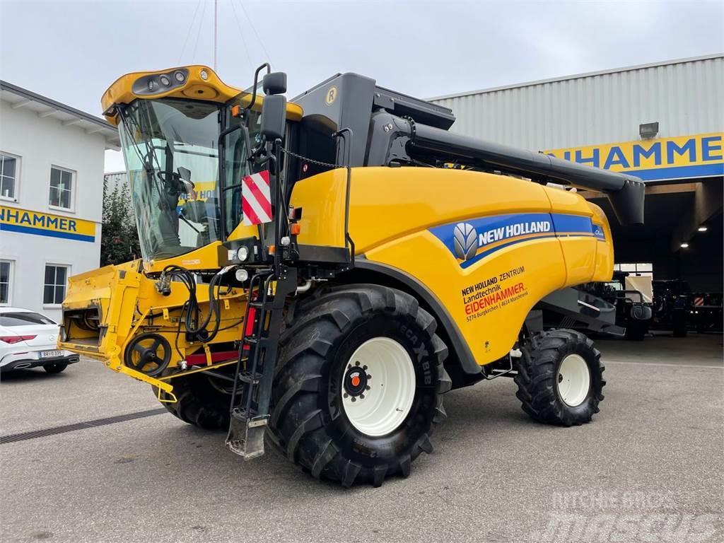 New Holland CX6080 Combine harvesters