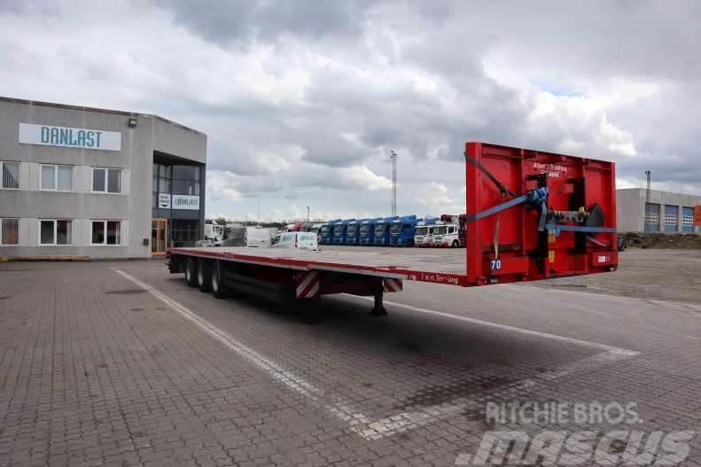 Kel-Berg Megatrailer Flatbed/Dropside semi-trailers