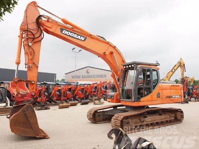 Doosan DX225LC Crawler excavators