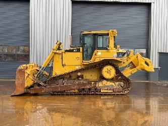 CAT D6T XL