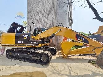 CAT 320 D