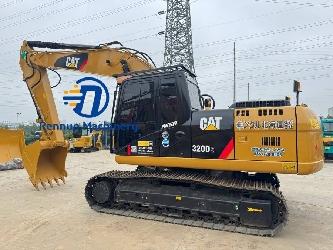 CAT 320D2