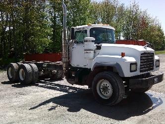 Mack RB 688 S