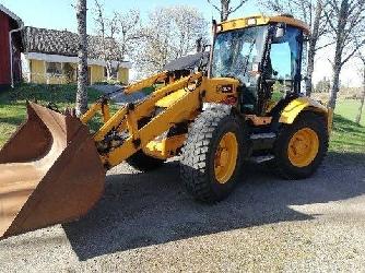 JCB 4X