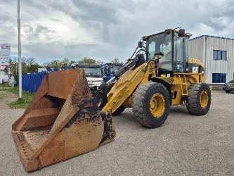 CAT 930G