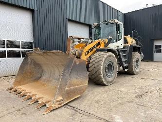 Liebherr L580