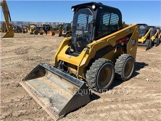 CAT 236D3