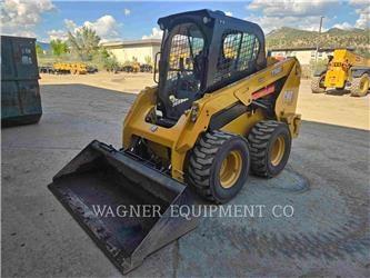 CAT 236D3