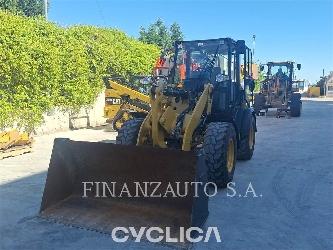 CAT 908M