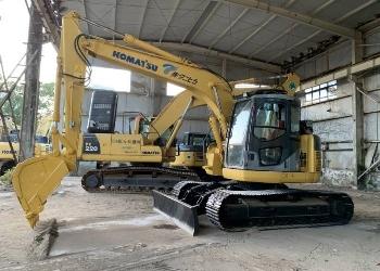 Komatsu PC138