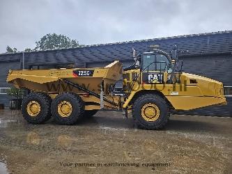 CAT 725C2