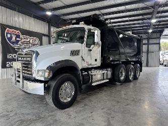 Mack GU713