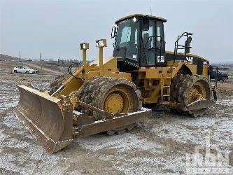 CAT 825G