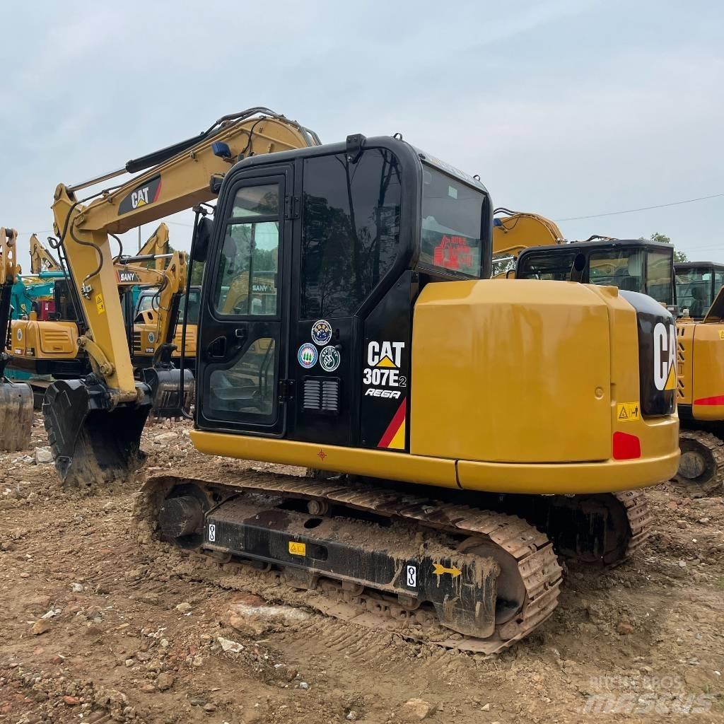 CAT 307 E2 Paletli ekskavatörler