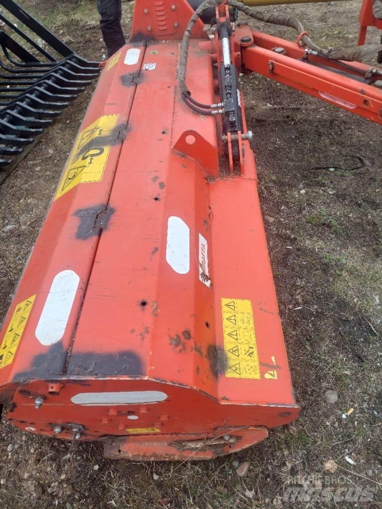 Maschio Giraffa 210 Hasat makineleri